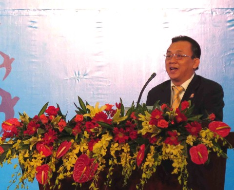 http://media.thethaovanhoa.vn/2015/03/21/20/28/Anh-5-Custom.jpg